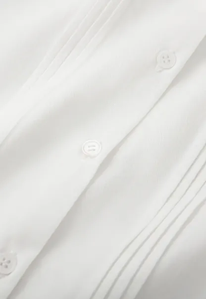 Elegant Blouse with Ruffled Collar and Pintuck Detail