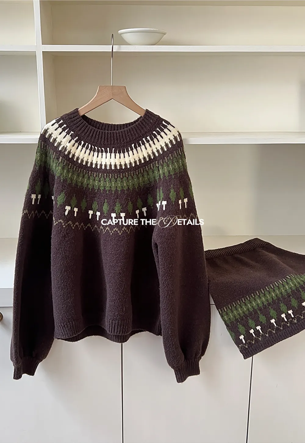 Woolen Knit Sweater and Skirt Set with Pattern Design