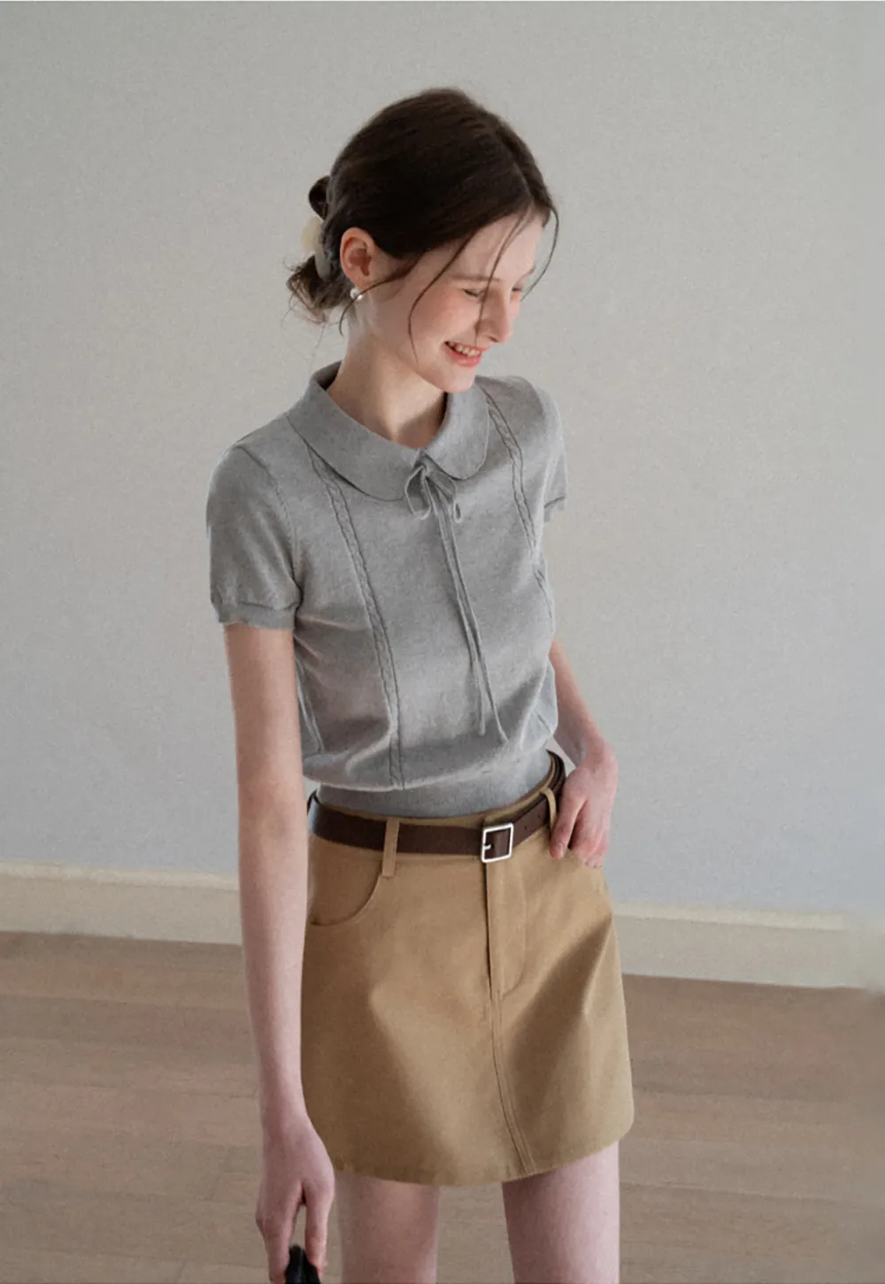 Short Sleeve Knit Top with Collar and Drawstring