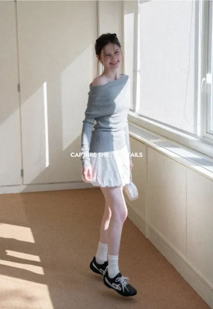 Polka dot pleated mini skirt with drawstring waist