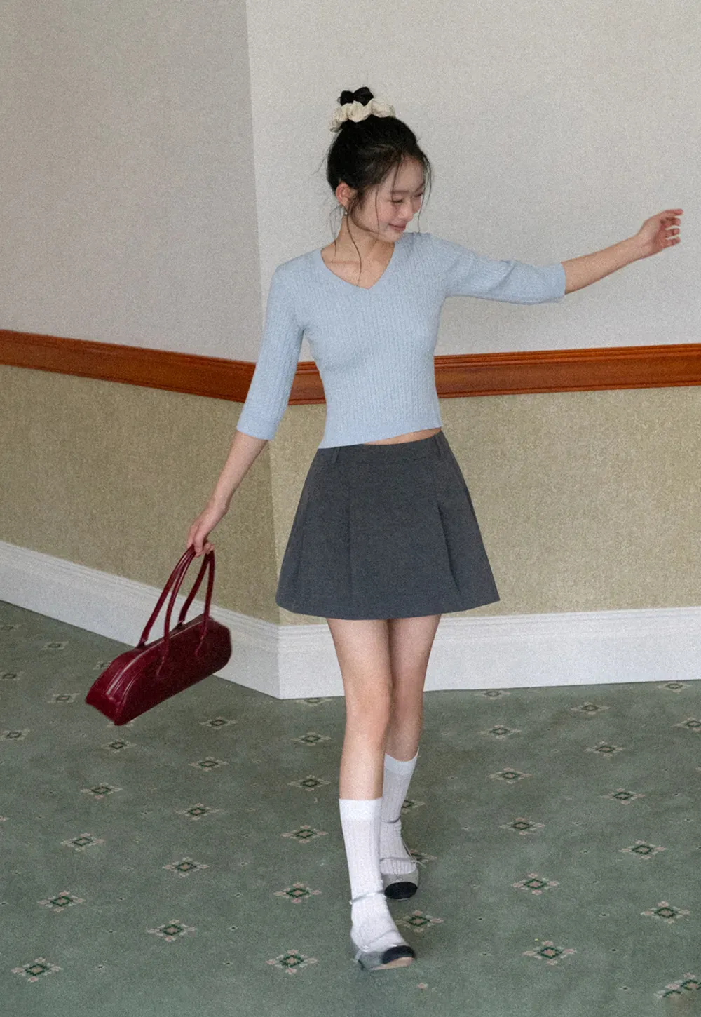 V Neck Ribbed Knit Crop Top