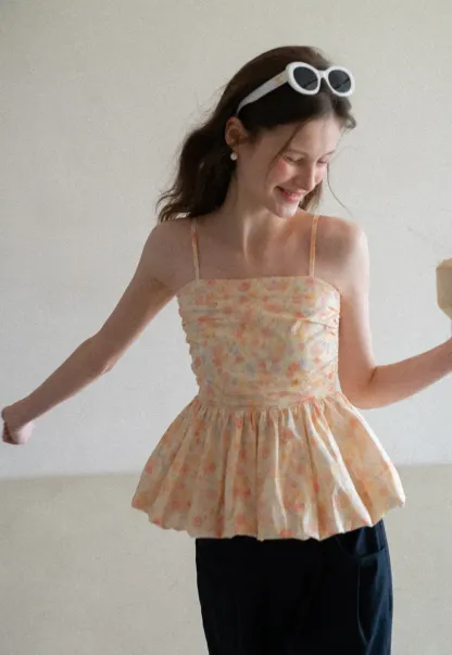 Floral Print Peplum Tank Top and Woolen Knit Sweater