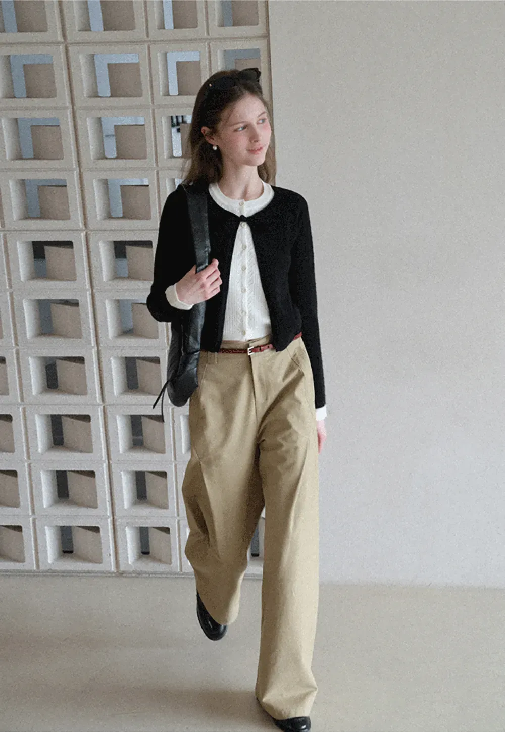 Elegant Knit Cardigan with Bow Detail and Ribbed Texture