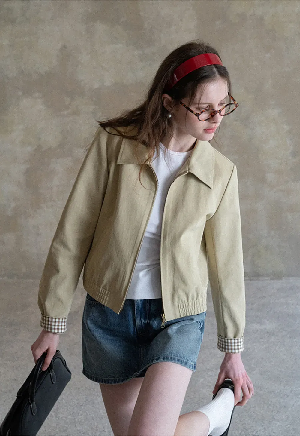 Short Jacket with Collar and Elastic Hem