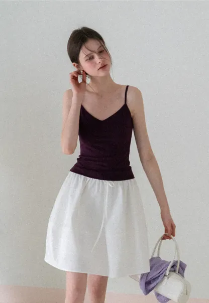 V neck thin strap fitted tank top