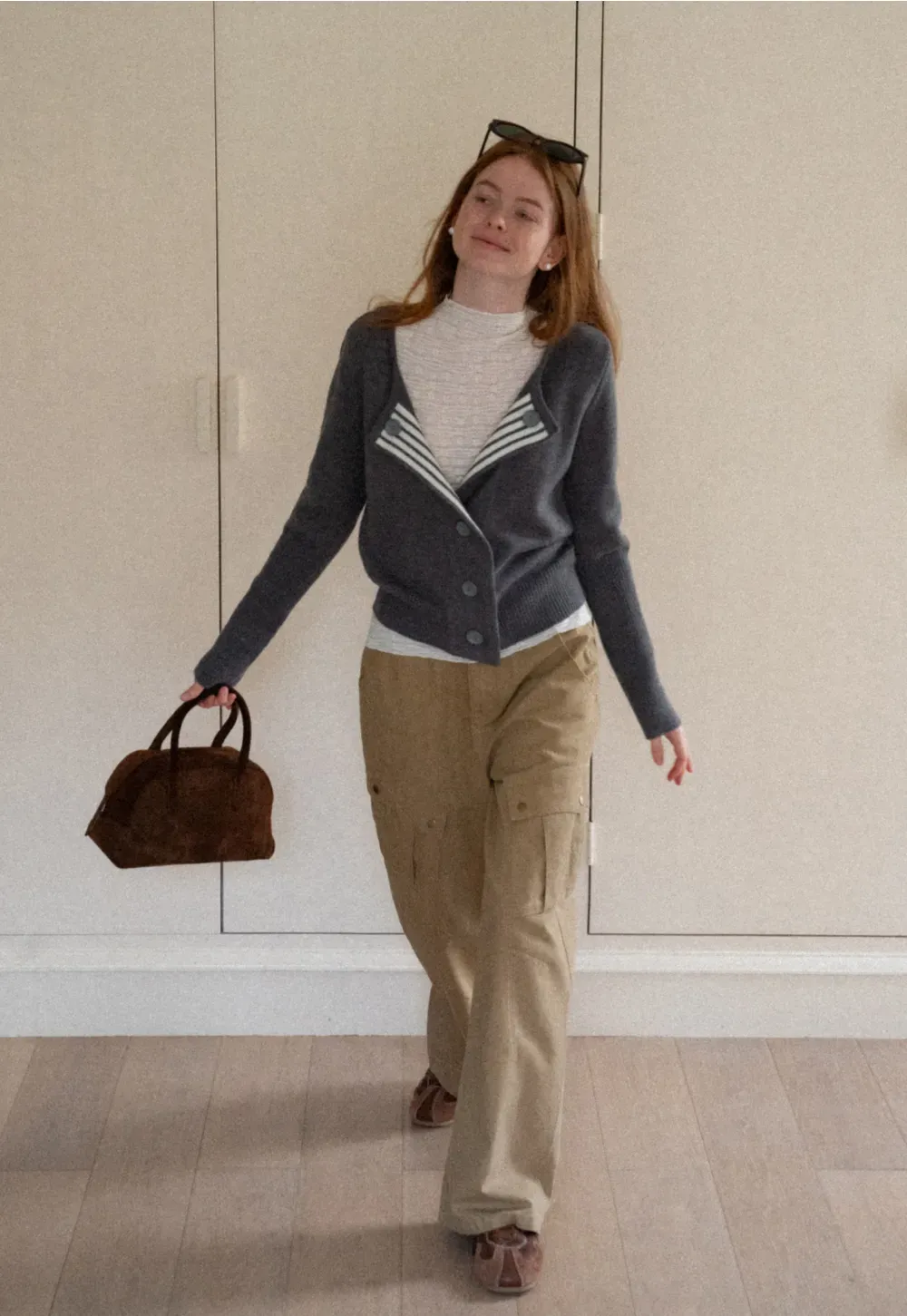 Elegant Basic Knit Sweater with Ribbed Hem and Sleeves