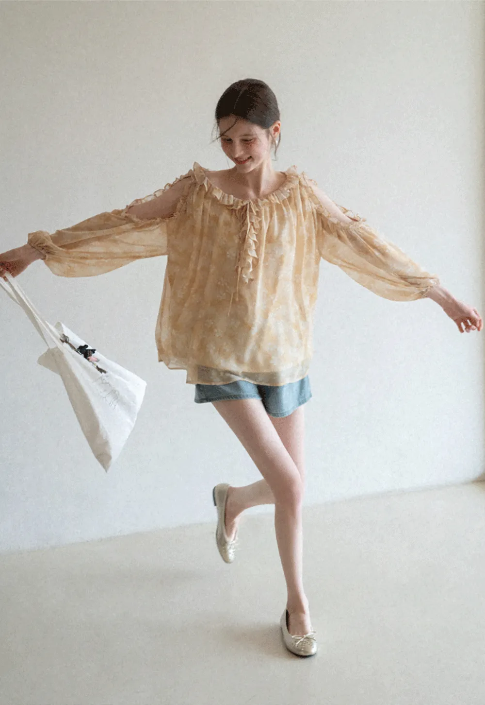 Lace Chiffon Blouse with Ruffled Neck and Sleeves