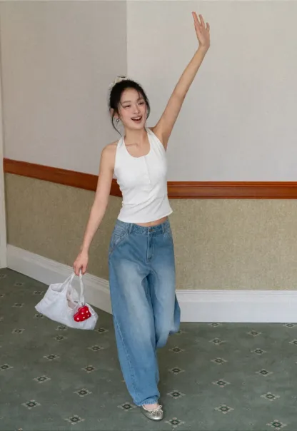 Sleeveless Halter Neck Top with Front Placket