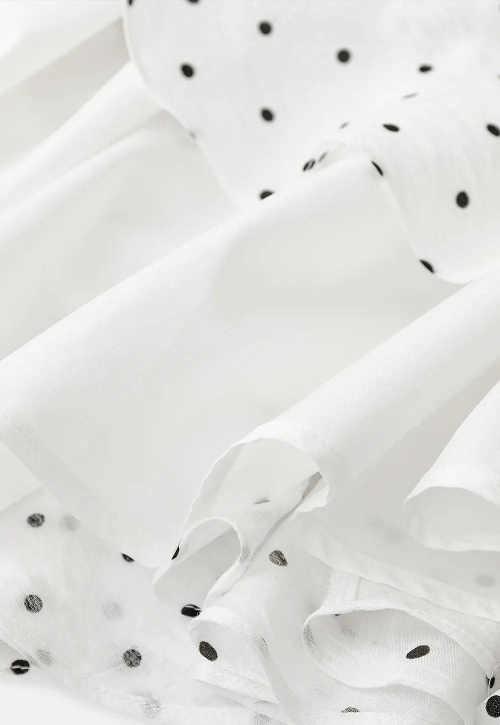 Polka dot pleated skirt with elastic waistband