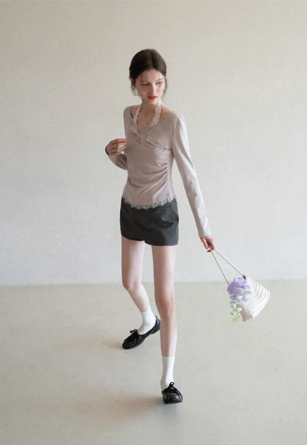 High waist tailored shorts with lace trim