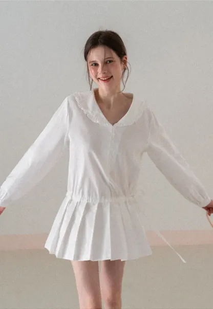 Pleated Hem Long Sleeve Blouse with Ruffled Collar