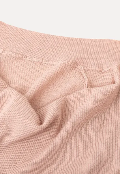 Woolen knit sweater and tank top