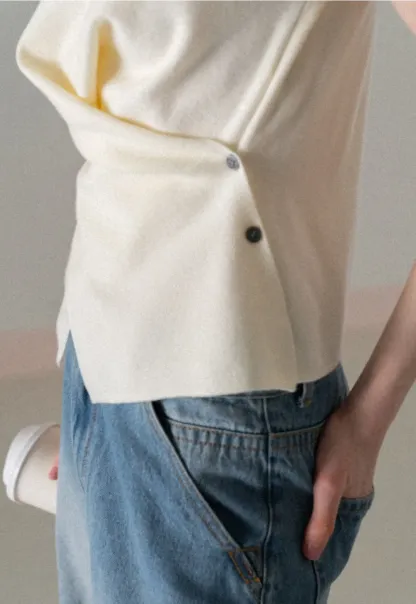 Lightweight Knit Top with Asymmetrical Hem