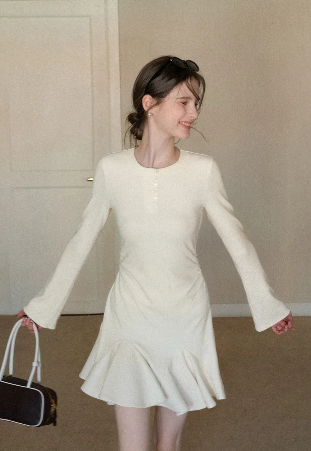 Elegant Flared Sleeve Mini Dress with Ruffle Hem