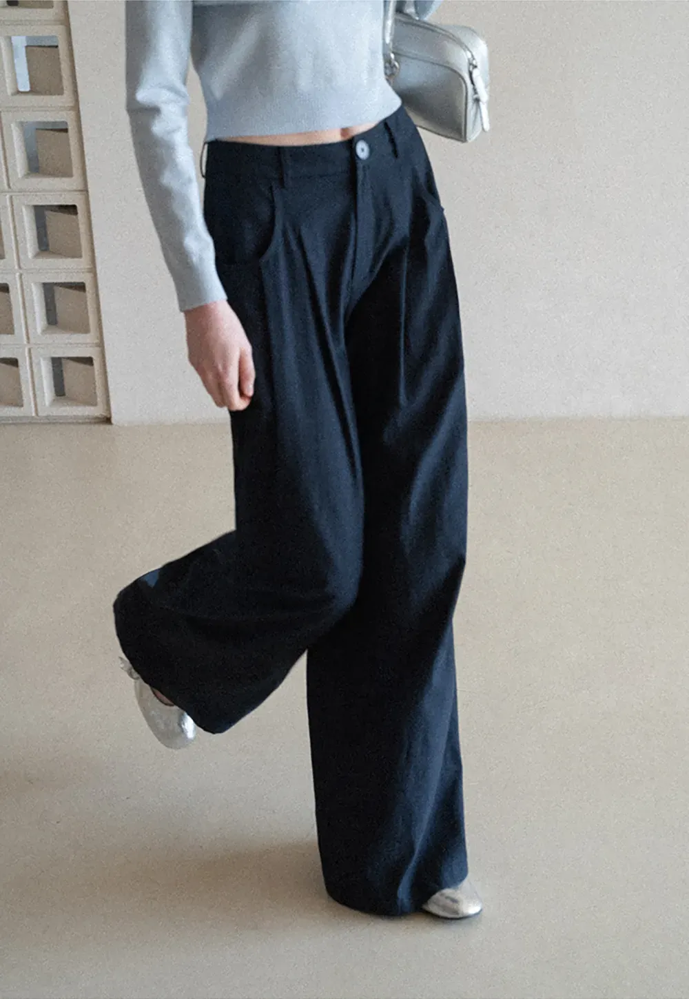 Casual Pants with Wide Legs and Pleats