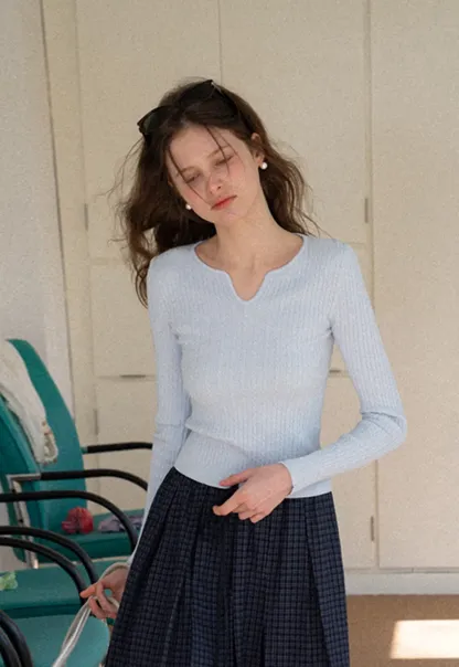 V Neck Cable Knit Sweater Top