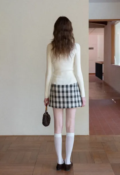 Ribbed Knit Long Sleeve Polo Neck Sweater