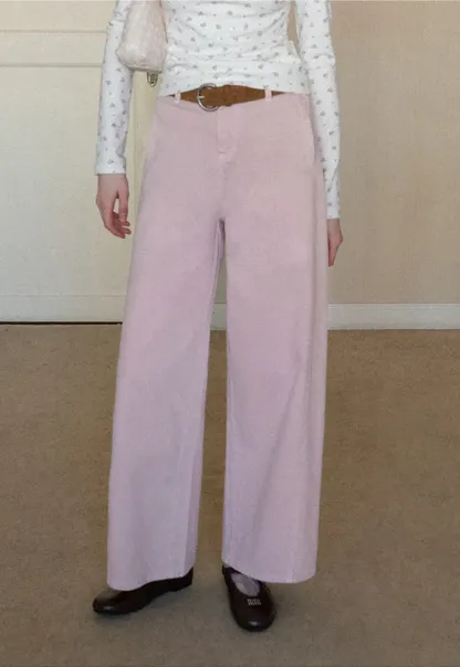 Wide leg high waist denim jeans with belt loop design