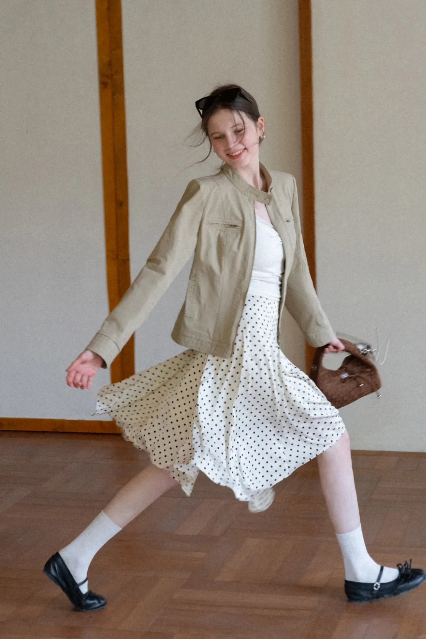 Short jacket with stand collar and front pockets