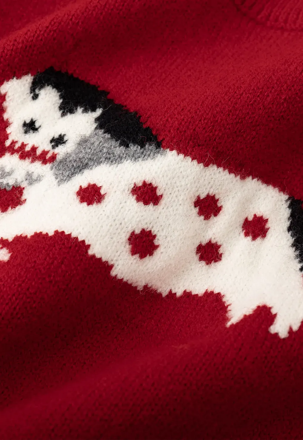 Stylish Knit Cardigan with Embroidered Design