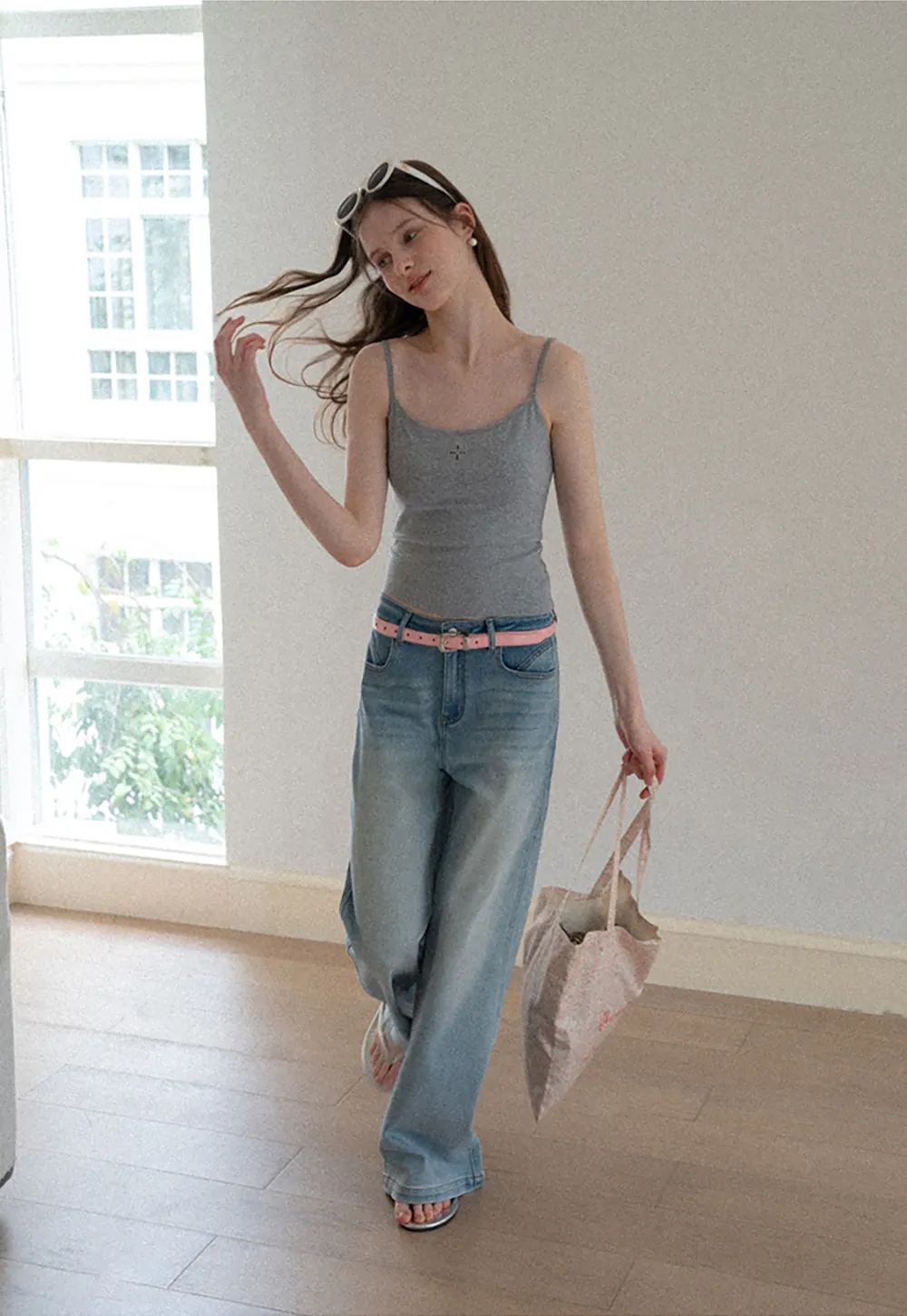 Wide leg flared denim jeans with front pockets