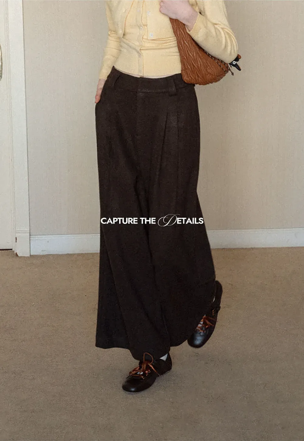 Wide leg pleated casual pants with high waist design