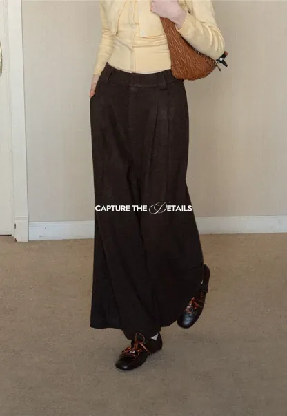 Wide leg pleated casual pants with high waist design