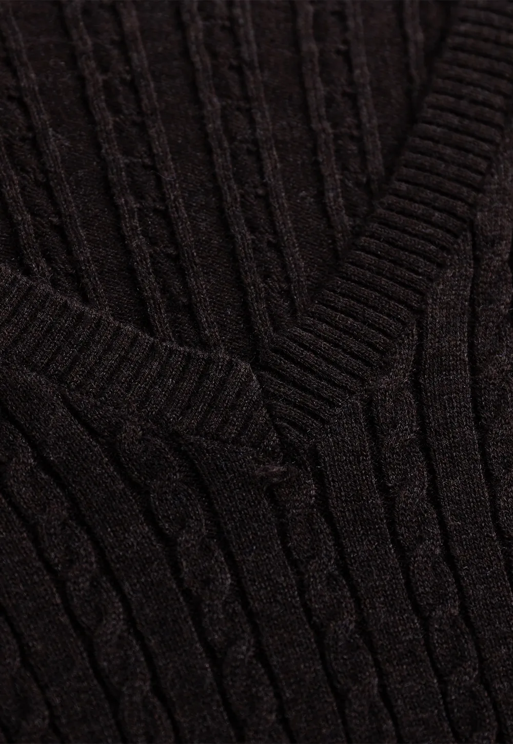 Womens V-Neck Cable Knit Sweater