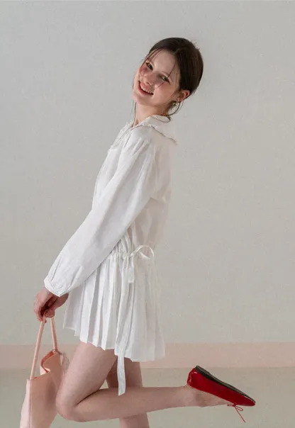 Pleated Hem Long Sleeve Blouse with Ruffled Collar