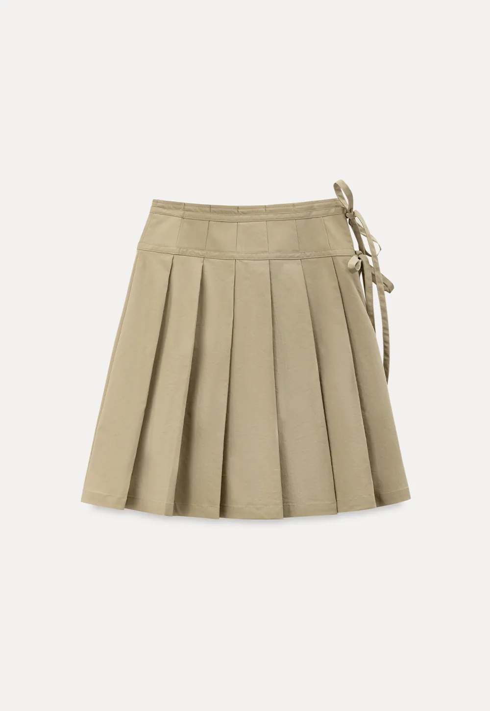 Pleated skirt with side tie waistband