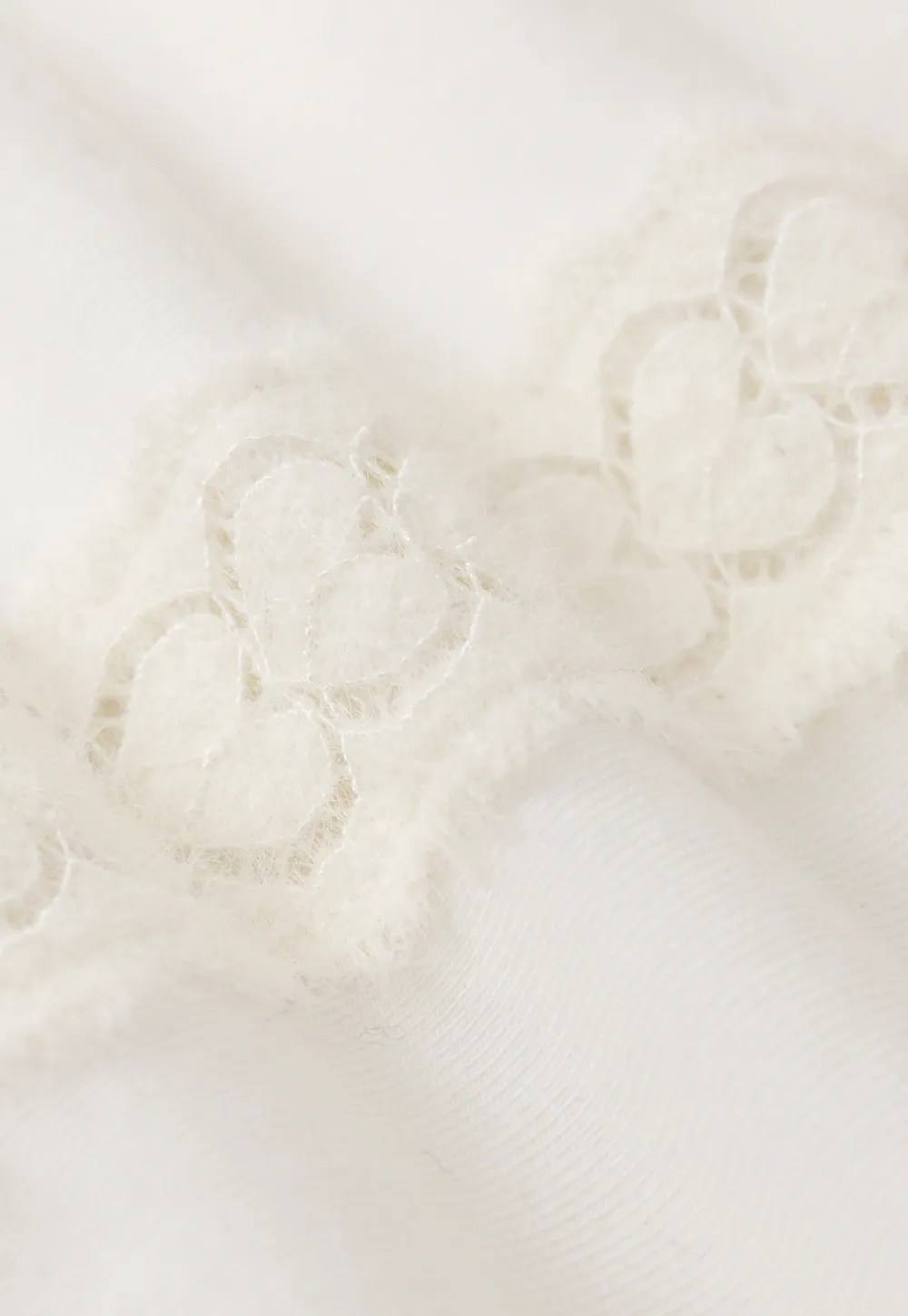 Women’s White Long Sleeve Turtleneck Top