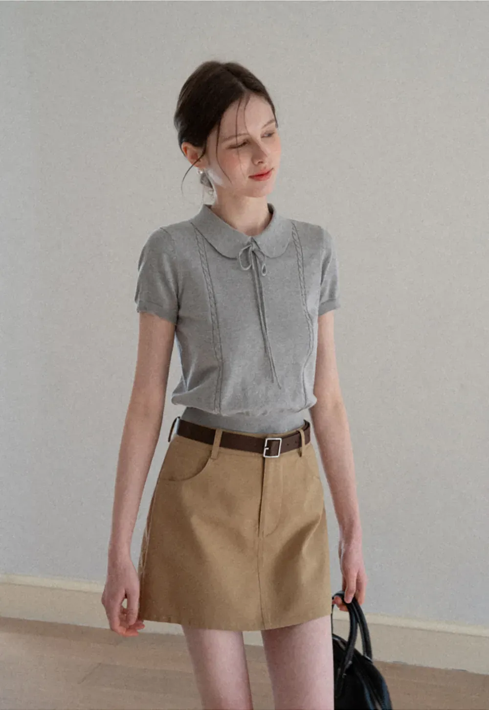 Short Sleeve Knit Top with Collar and Drawstring