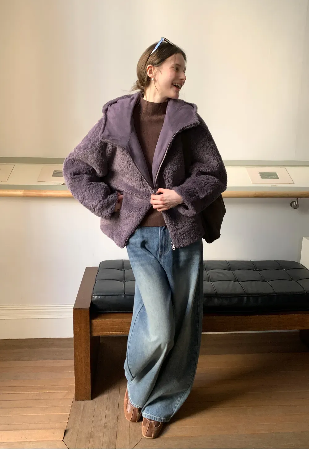 wide leg denim jeans with high waist design