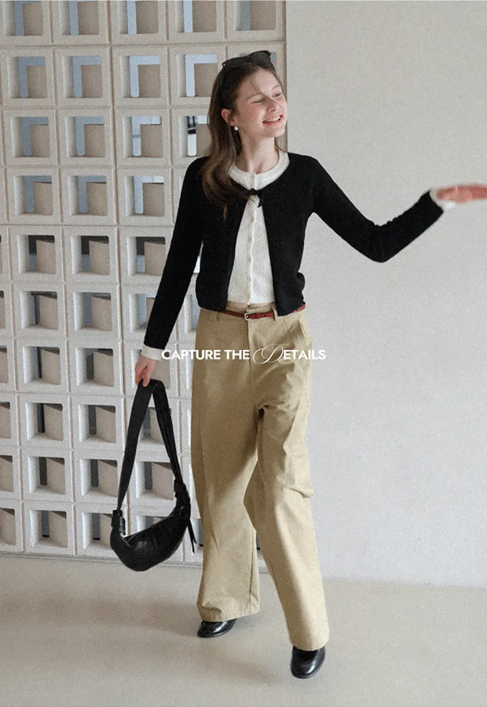 Elegant Knit Cardigan with Bow Detail and Ribbed Texture