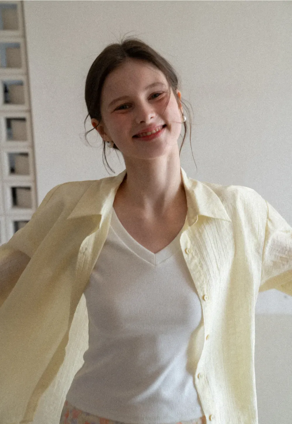 V neck short sleeve knit t shirt