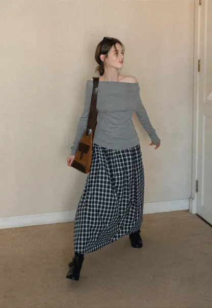 Elegant Off Shoulder Knit Top with Asymmetrical Design