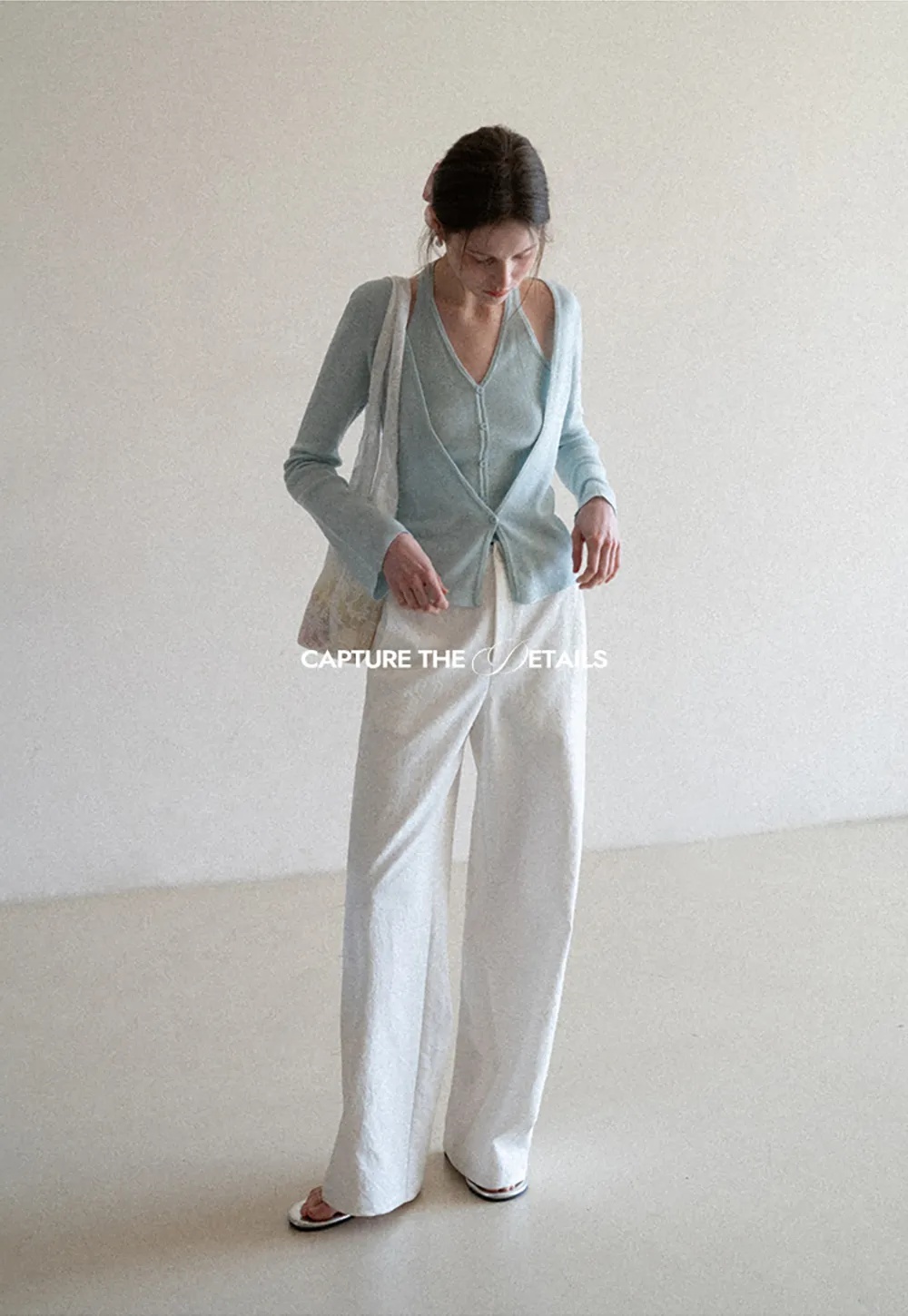 V neck long sleeve knit cardigan with open shoulders