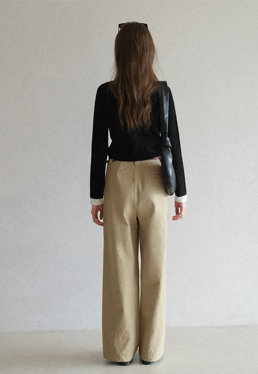 Elegant Knit Cardigan with Bow Detail and Ribbed Texture