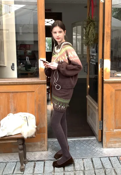 Woolen Knit Sweater and Skirt Set with Pattern Design