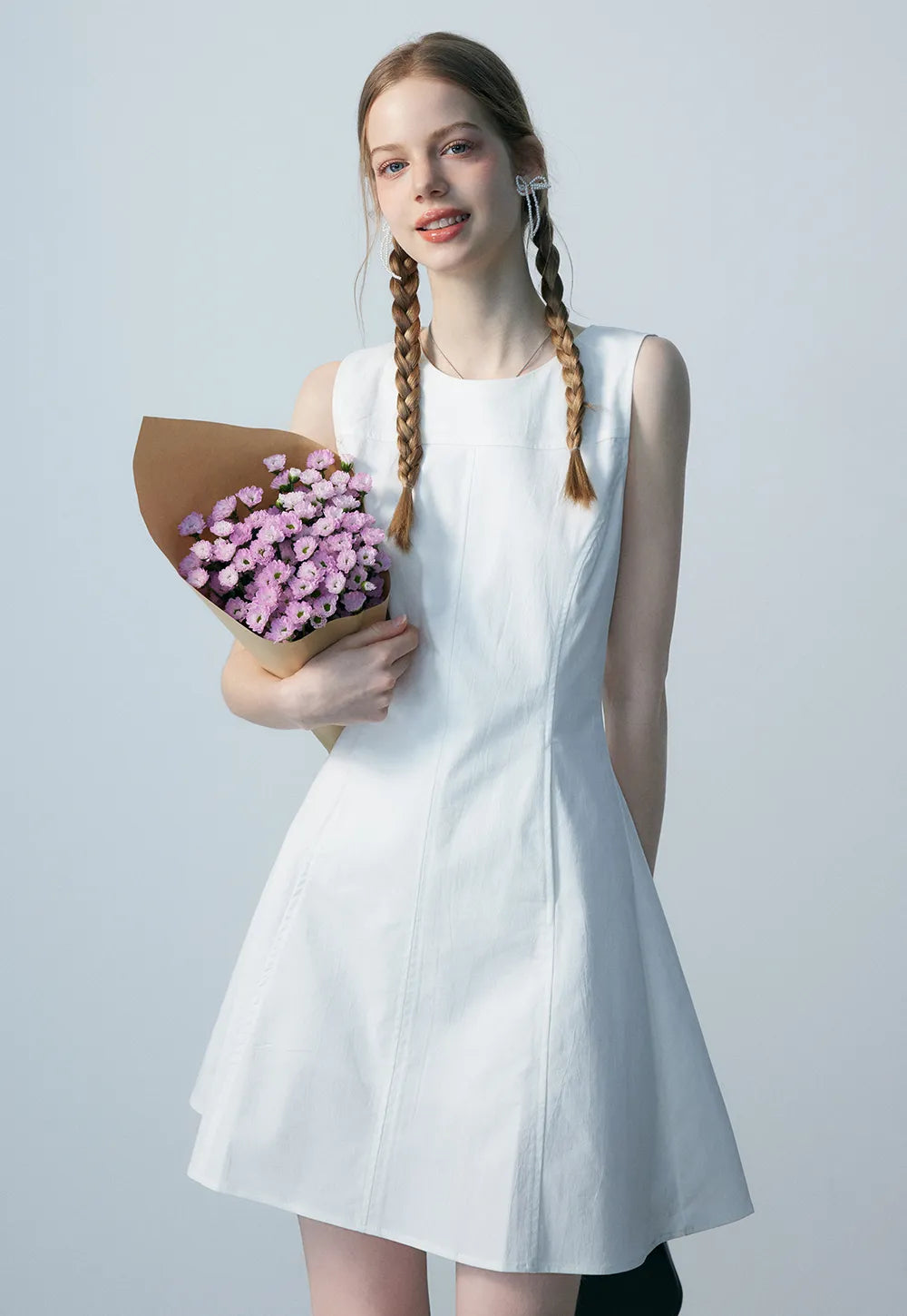 ★GLOWNY★GIRLFRIEND SLEEVELESS MINI DRESS (WHITE)★正規品 GIRLFRIEND SLEEVELESS MINI DRESS (WHITE) - GLOWNY