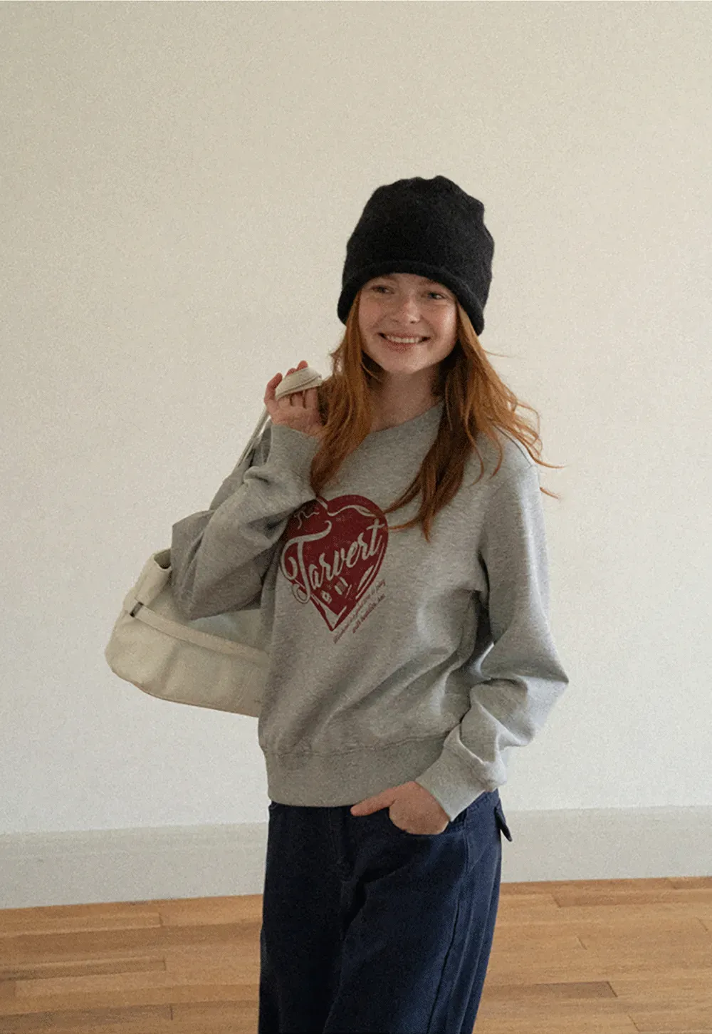 Off Shoulder Sweatshirt with Heart Graphic Print