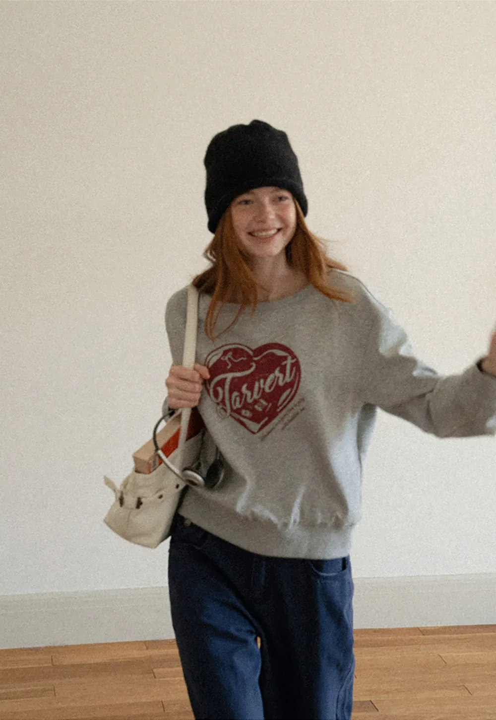 Off Shoulder Sweatshirt with Heart Graphic Print
