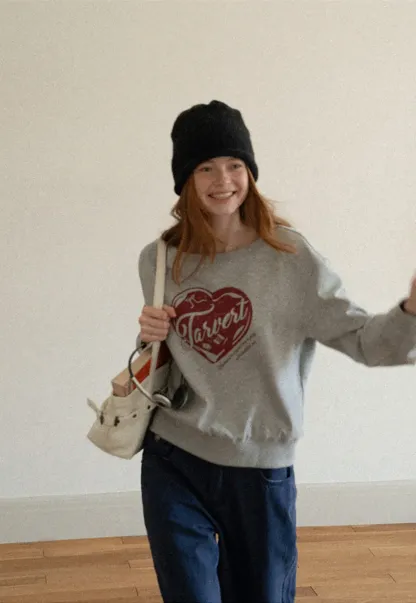 Off Shoulder Sweatshirt with Heart Graphic Print