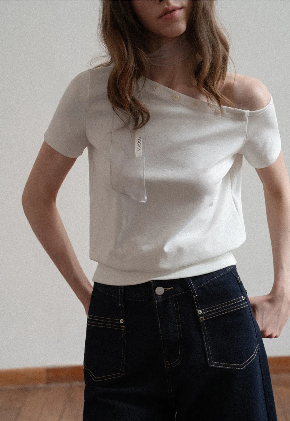 Off shoulder short sleeve top with button detail