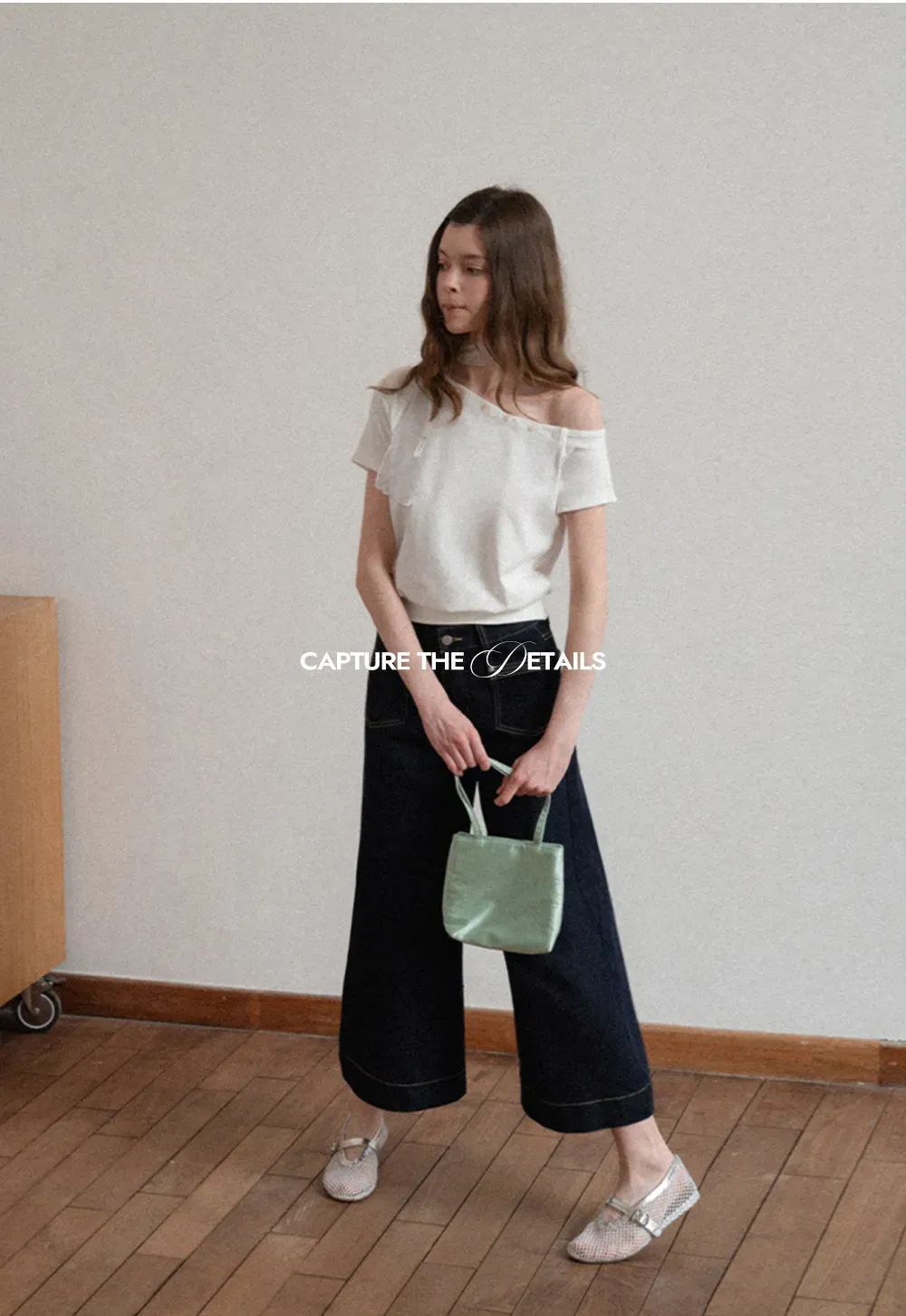 Off shoulder short sleeve top with button detail