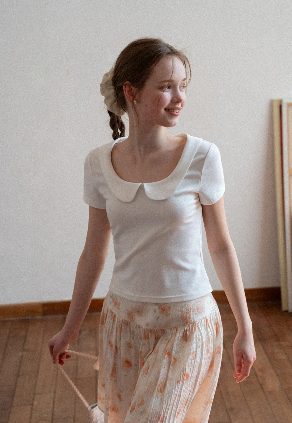 Short sleeve T-shirt with Peter Pan collar