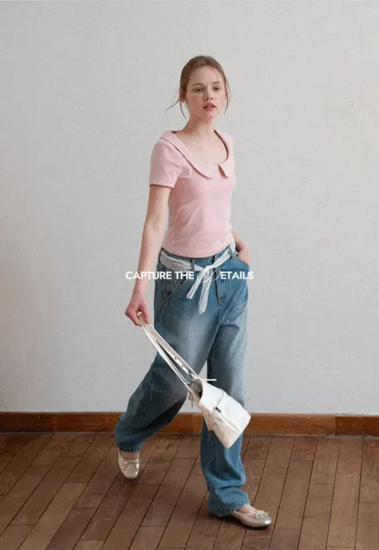 Short sleeve T-shirt with Peter Pan collar