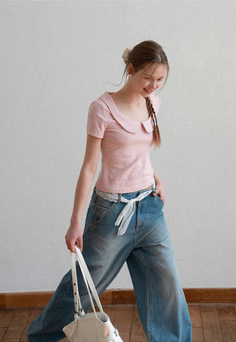 Short sleeve T-shirt with Peter Pan collar