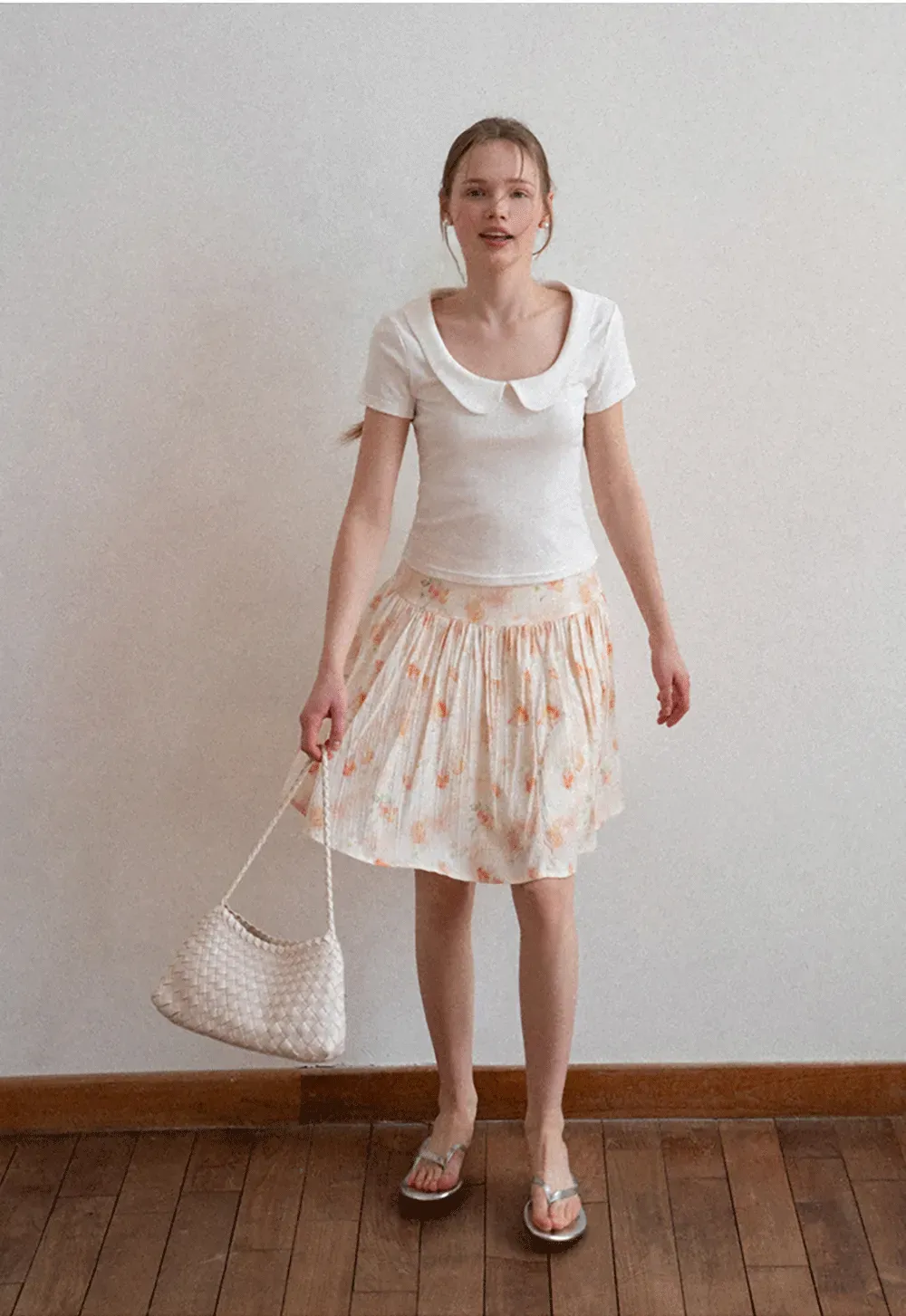 Short sleeve T-shirt with Peter Pan collar