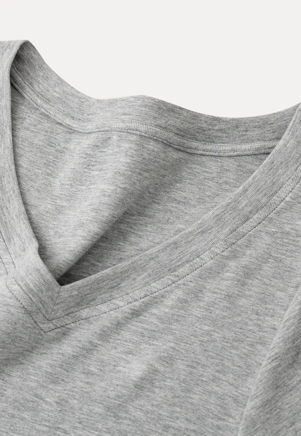 V neck short sleeve relaxed fit t shirt